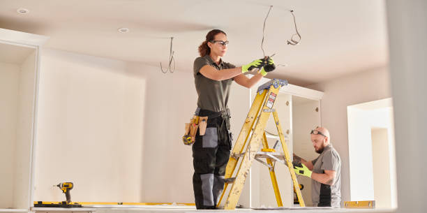 Best Affordable Emergency Electrician  in Albion, NY